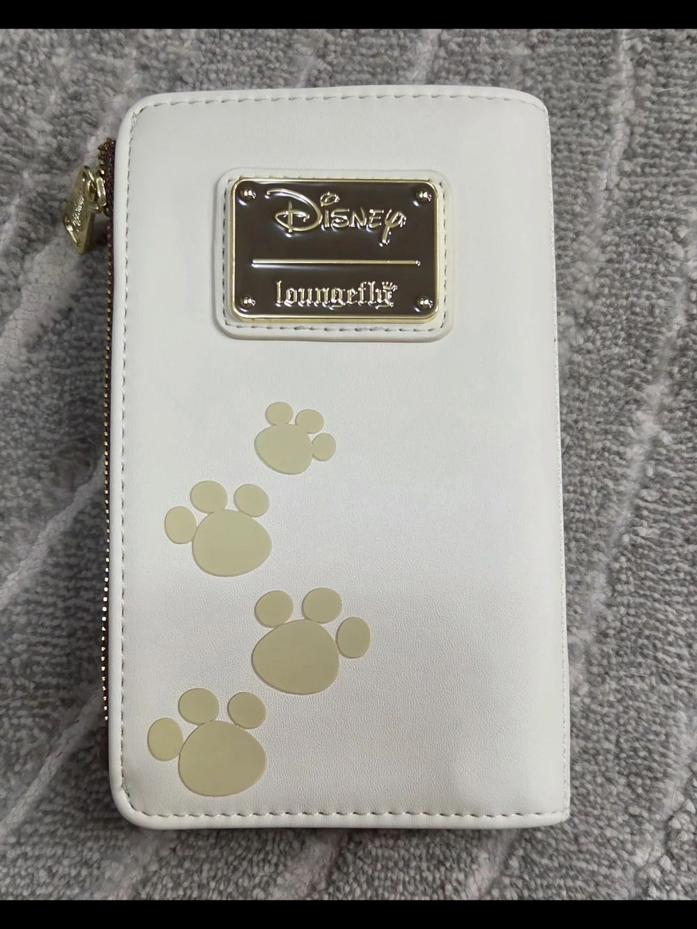 Loungefly Aristocats Embroidered Wallet